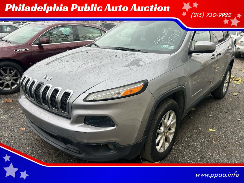 Jeep Cherokee's photo