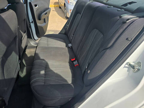 2015 Chevrolet Sonic LT Auto