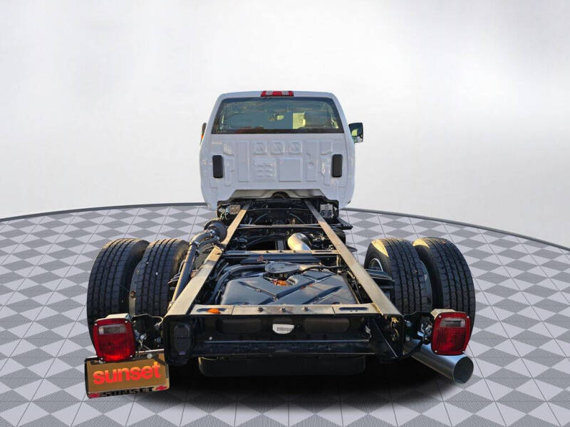 2024 Chevrolet Silverado 4500HD