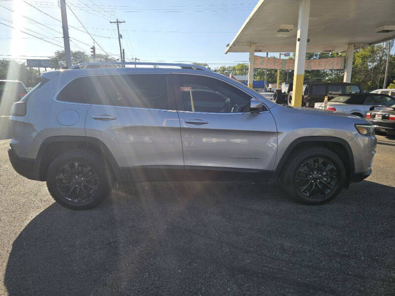 2019 Jeep Cherokee Latitude
