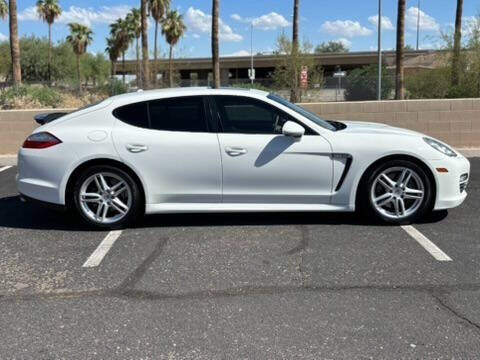 2011 Porsche Panamera 4
