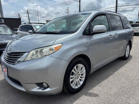 2012 Toyota Sienna