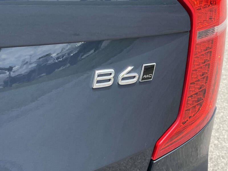 2023 Volvo XC90 B6 Core