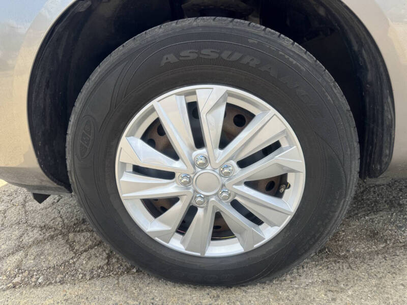 2015 Nissan Rogue Select S