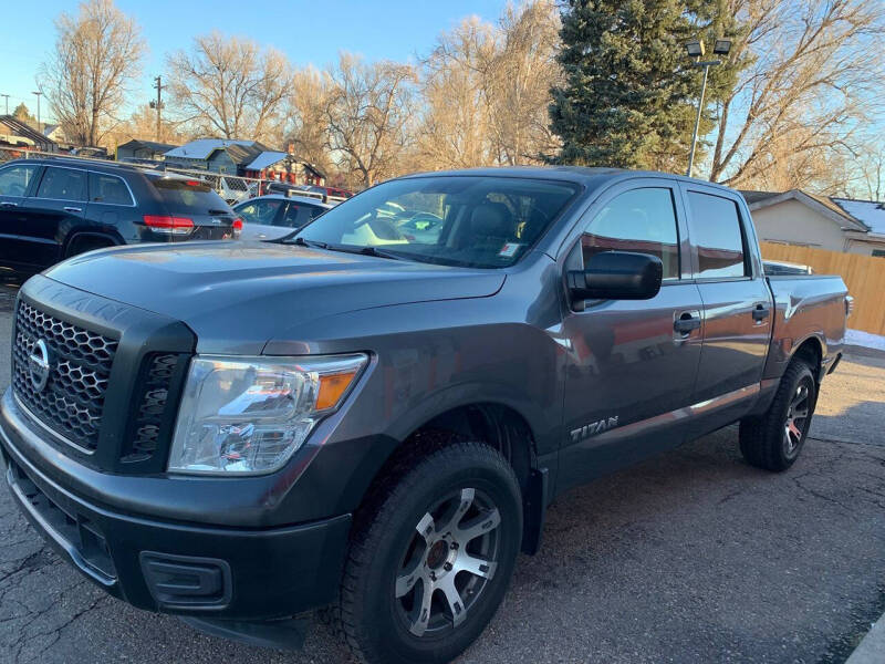 2017 Nissan Titan S