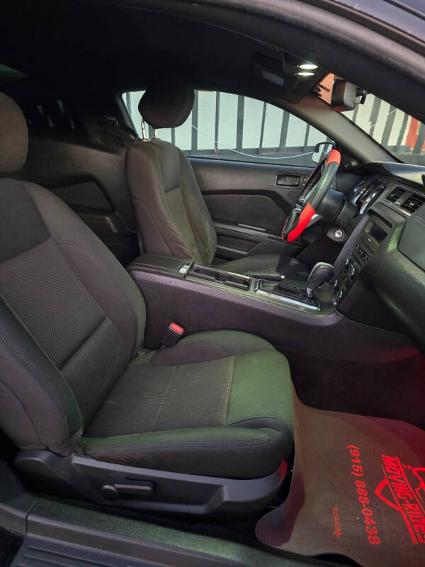 2013 Ford Mustang V6