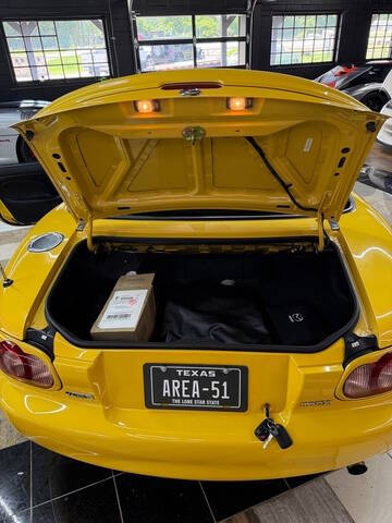 2002 Mazda MX-5 Miata SE