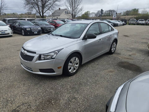 2013 Chevrolet Cruze for sale at Short Line Auto Inc in Rochester MN