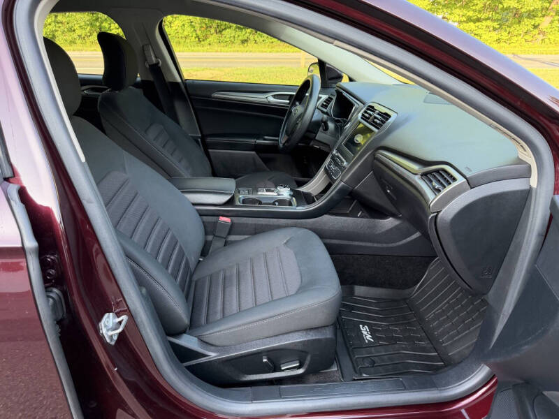 2018 Ford Fusion Hybrid SE