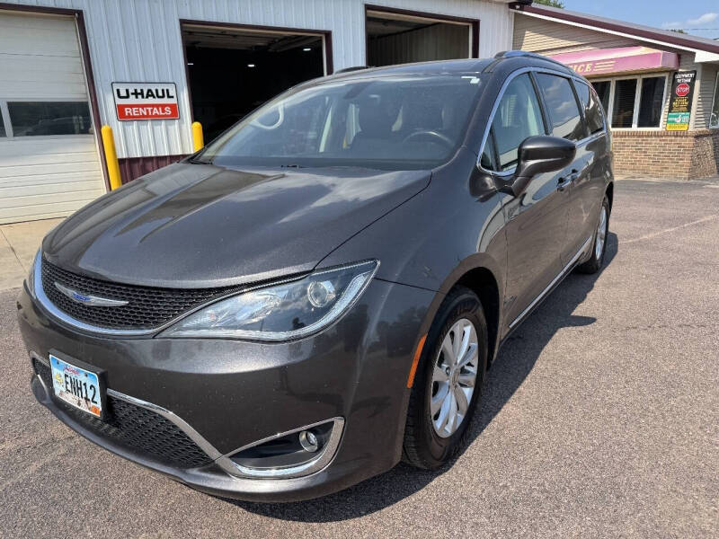 2019 Chrysler Pacifica Touring L