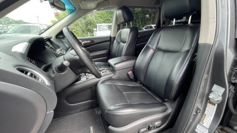 2015 Nissan Pathfinder SL