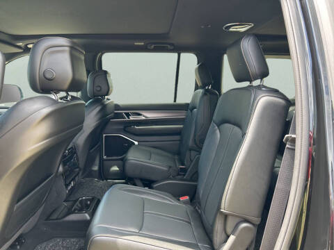 2026 Jeep Grand Wagoneer