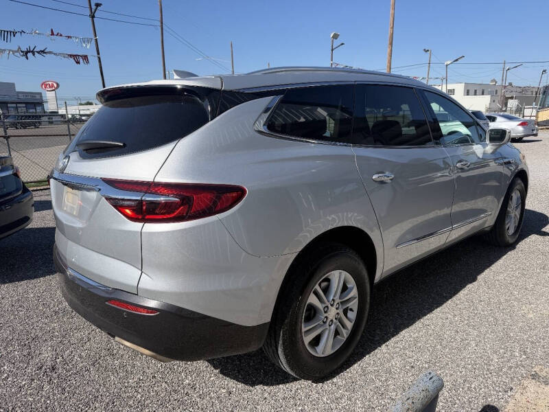 2020 Buick Enclave Essence