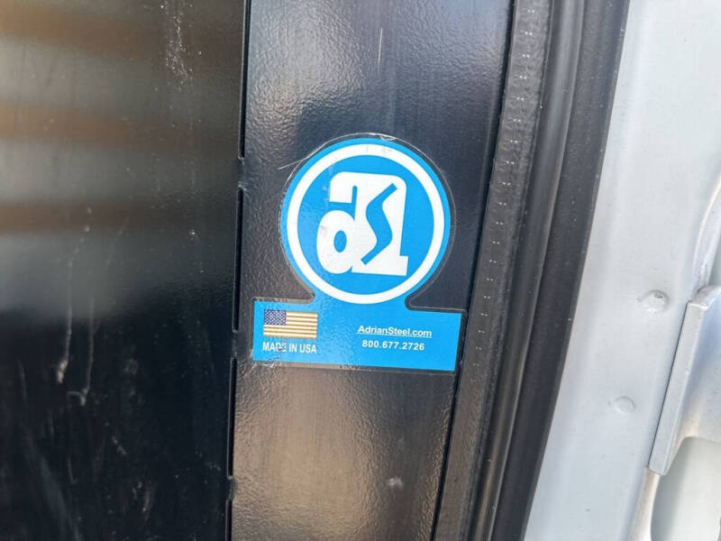 2024 GMC Savana 2500