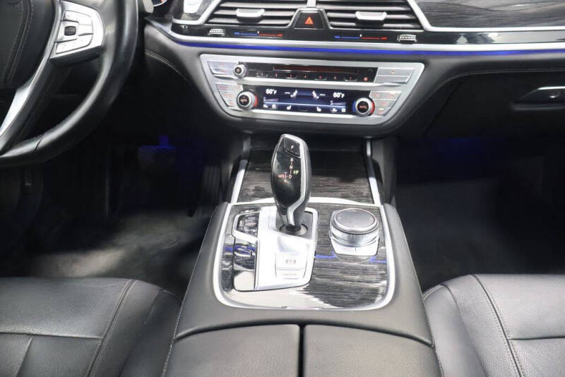 2018 BMW 7 Series 740i
