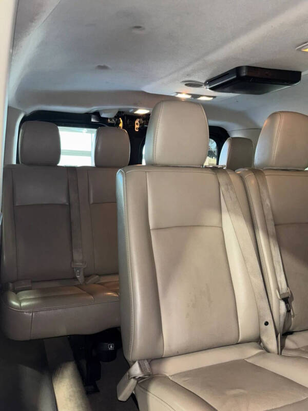 2017 Nissan NV
