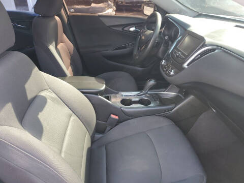 2017 Chevrolet Malibu LT