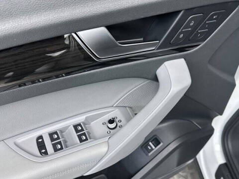 2019 Audi Q5 quattro Prestige 45 TFSI