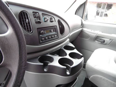 2006 Ford E-350