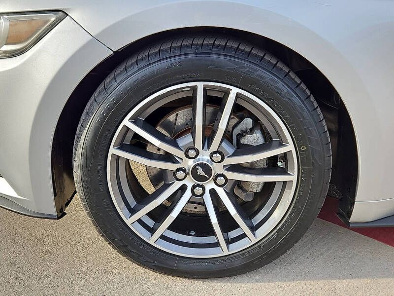 2016 Ford Mustang EcoBoost Premium