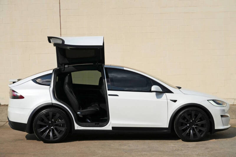 2022 Tesla Model X Plaid