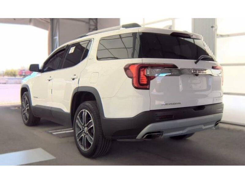 2020 GMC Acadia SLT