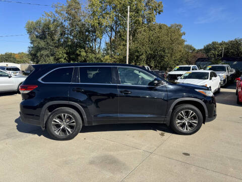 2018 Toyota Highlander LE