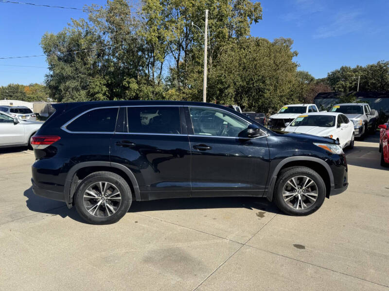 2018 Toyota Highlander LE