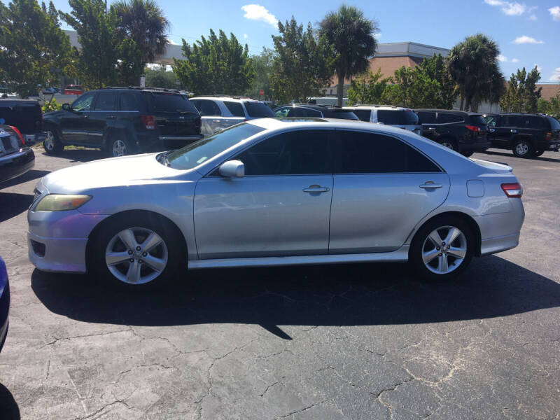 2010 Toyota Camry for sale at CAR-RIGHT AUTO SALES INC in Naples FL