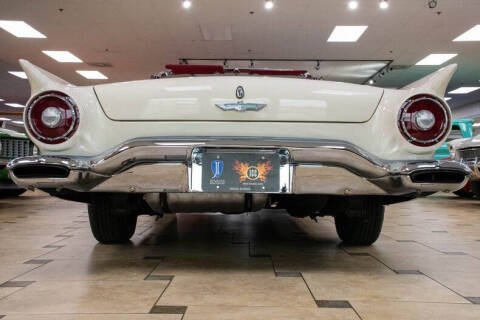 1957 Ford Thunderbird