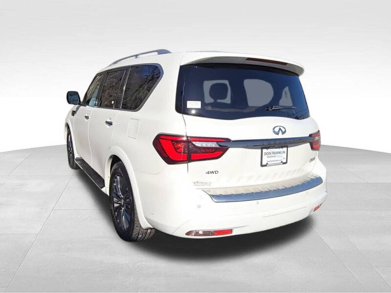2022 Infiniti QX80 Premium Select