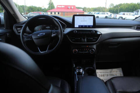 2020 Ford Escape SEL