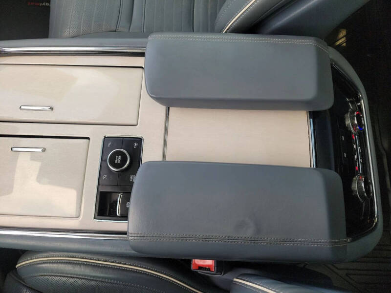 2019 Lincoln Navigator L Black Label