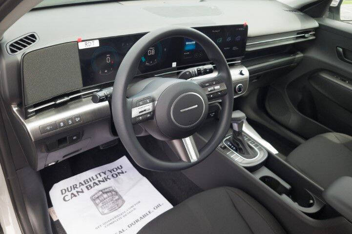 2027 Hyundai Kona SE
