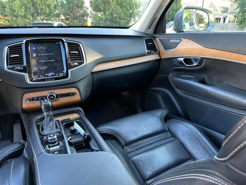 2018 Volvo XC90 T6 Inscription