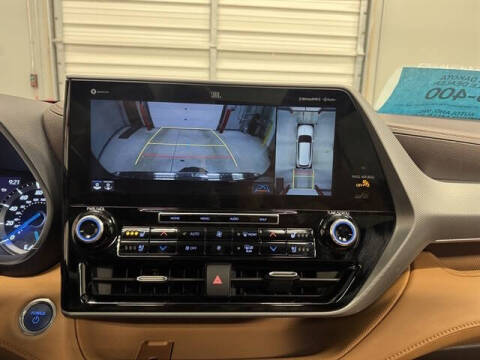 2021 Toyota Highlander Hybrid Platinum