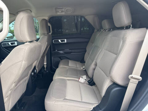 2021 Ford Explorer