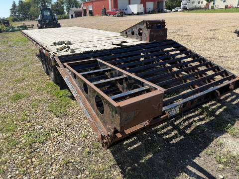 2014 Kieffer Built Bed Over Flat Bed 12000#