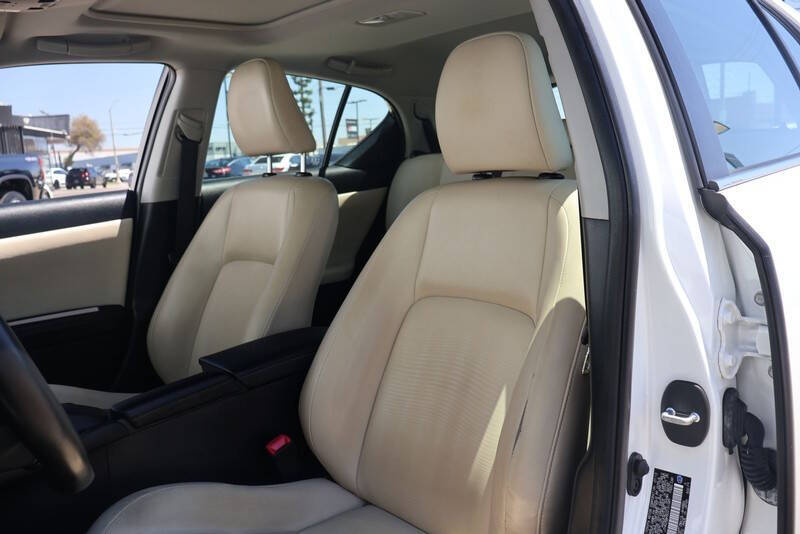 2013 Lexus CT 200h