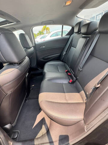 2017 Acura ILX w/Premium