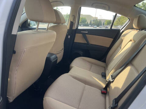2012 Mazda MAZDA3 i Touring