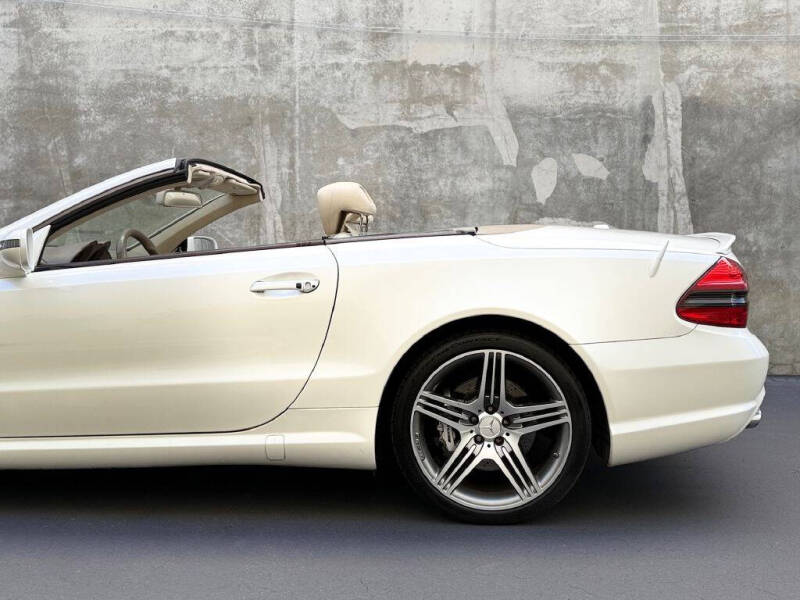 2011 Mercedes-Benz SL-Class SL 63 AMG