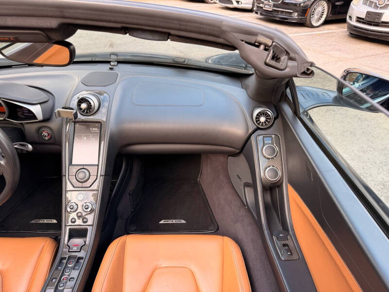 2013 McLaren MP4-12C Spider