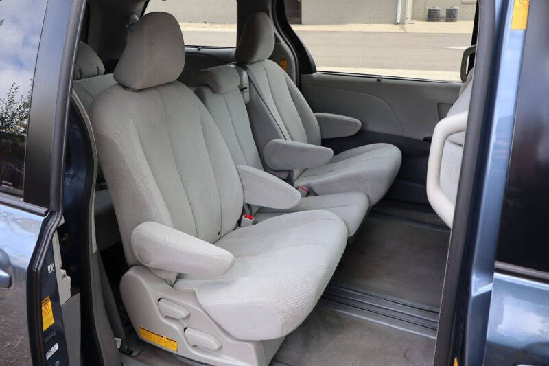 2014 Toyota Sienna