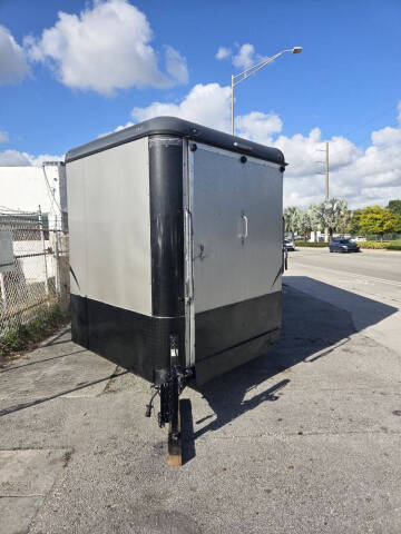 2017 TNT TRAILER V28 FT CAR HOULER