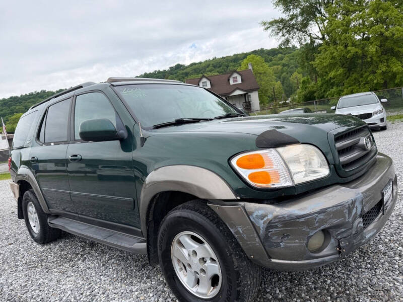 2004 Toyota Sequoia SR5