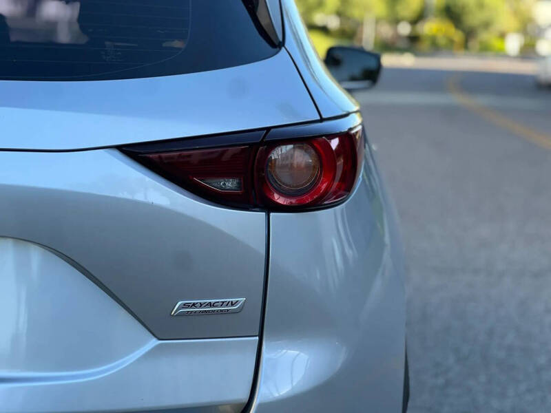 2017 Mazda CX-5 Sport
