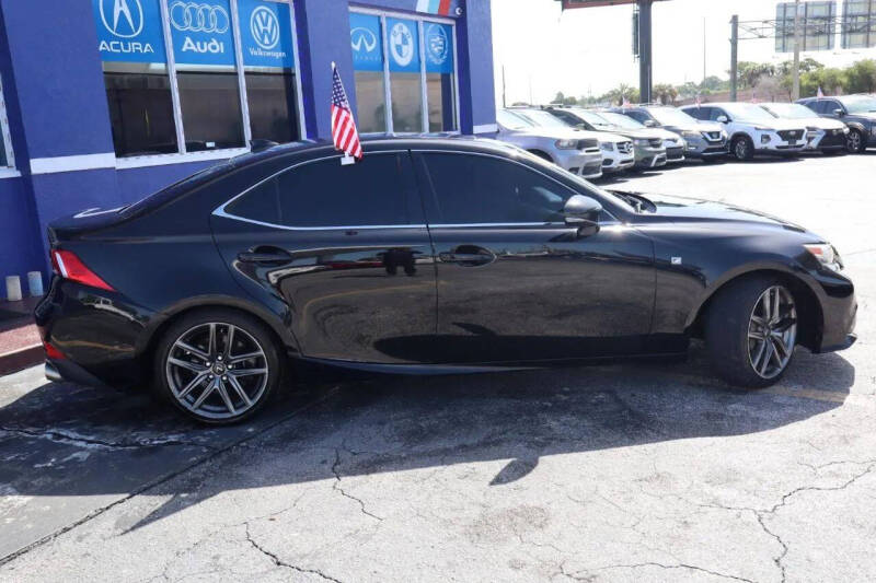 2016 Lexus IS 200t