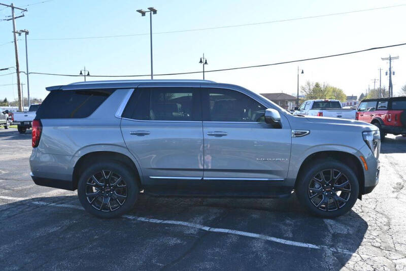 2025 GMC Yukon Elevation