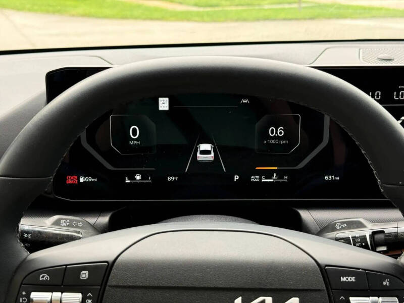 2025 Kia K4 EX